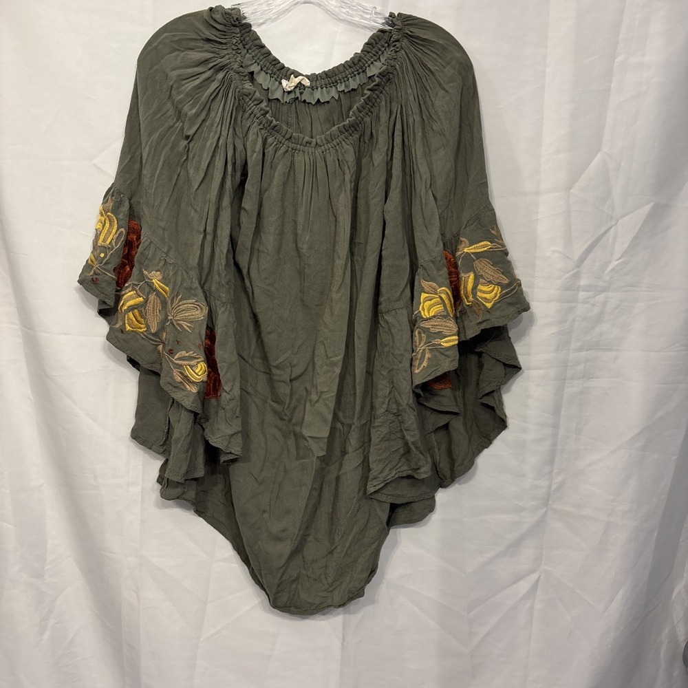 Hot & Delicious Sz M Olive Green Off Shoulder Bell Sleeves Boho Blouse‎